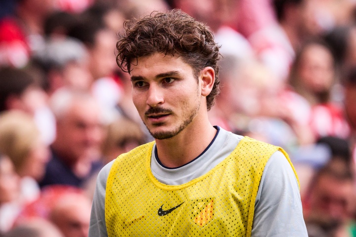 一个夏窗大变样！小蜘蛛新照胡子拉碴眼神空洞，三个月判若两人